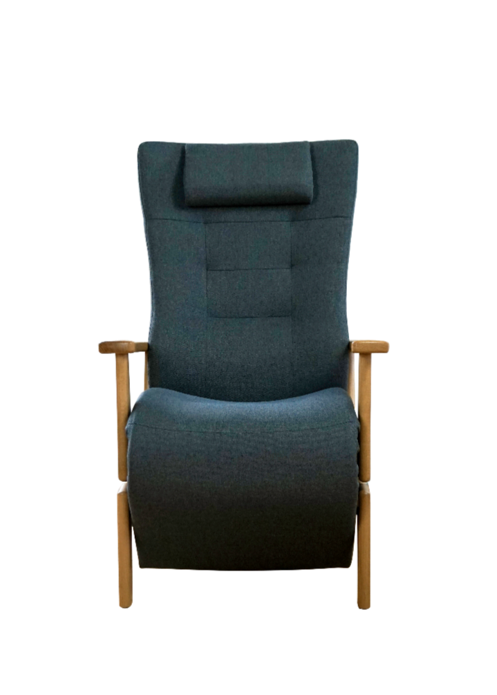 5040 Multiplus in oak
