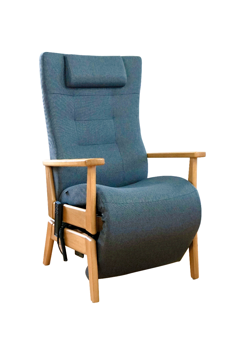 5040 Multiplus in oak