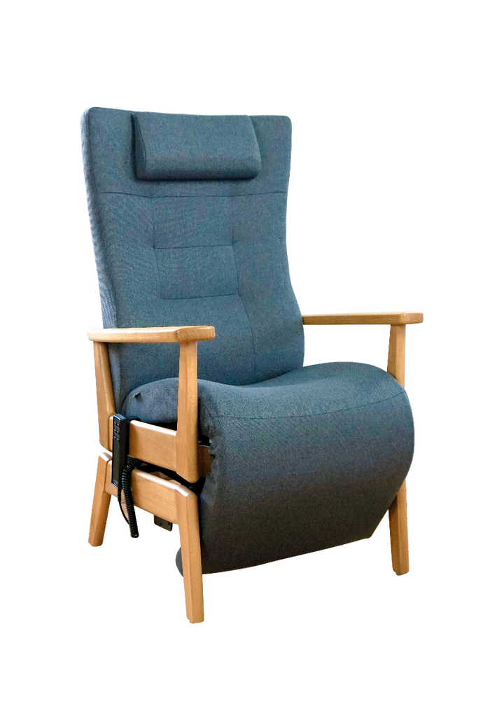 5040 Multiplus in oak