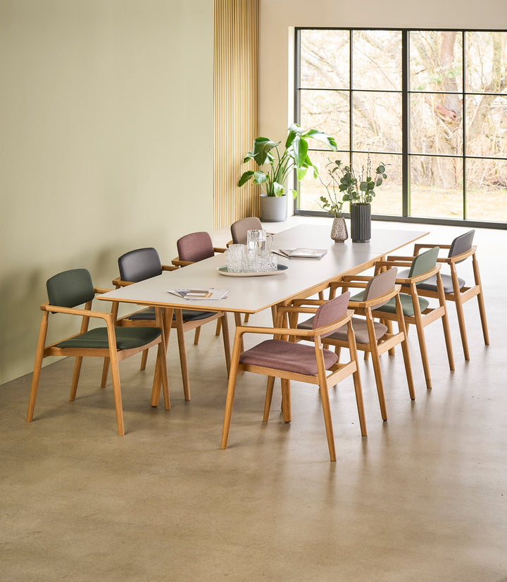 Dining table w/ extension 3800 - Contract
